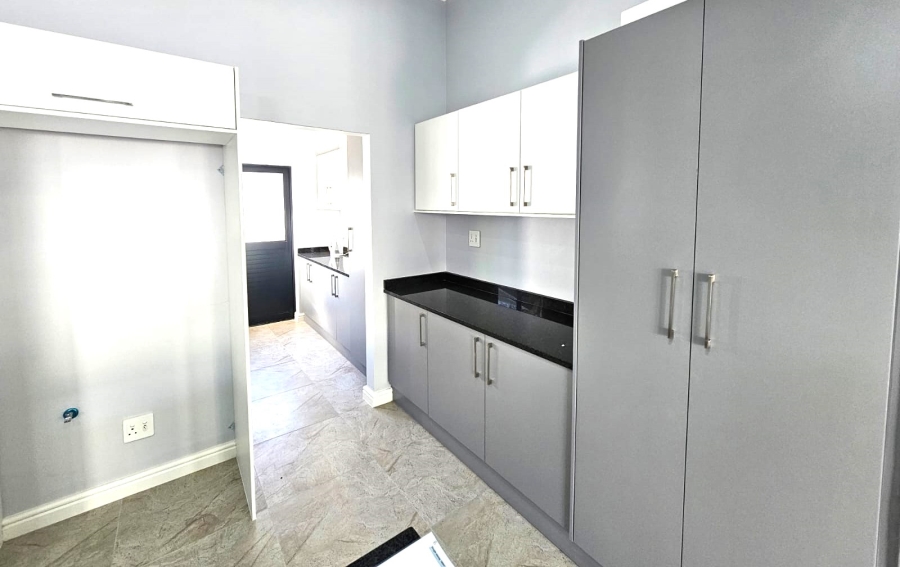 3 Bedroom Property for Sale in Paarl South Western Cape